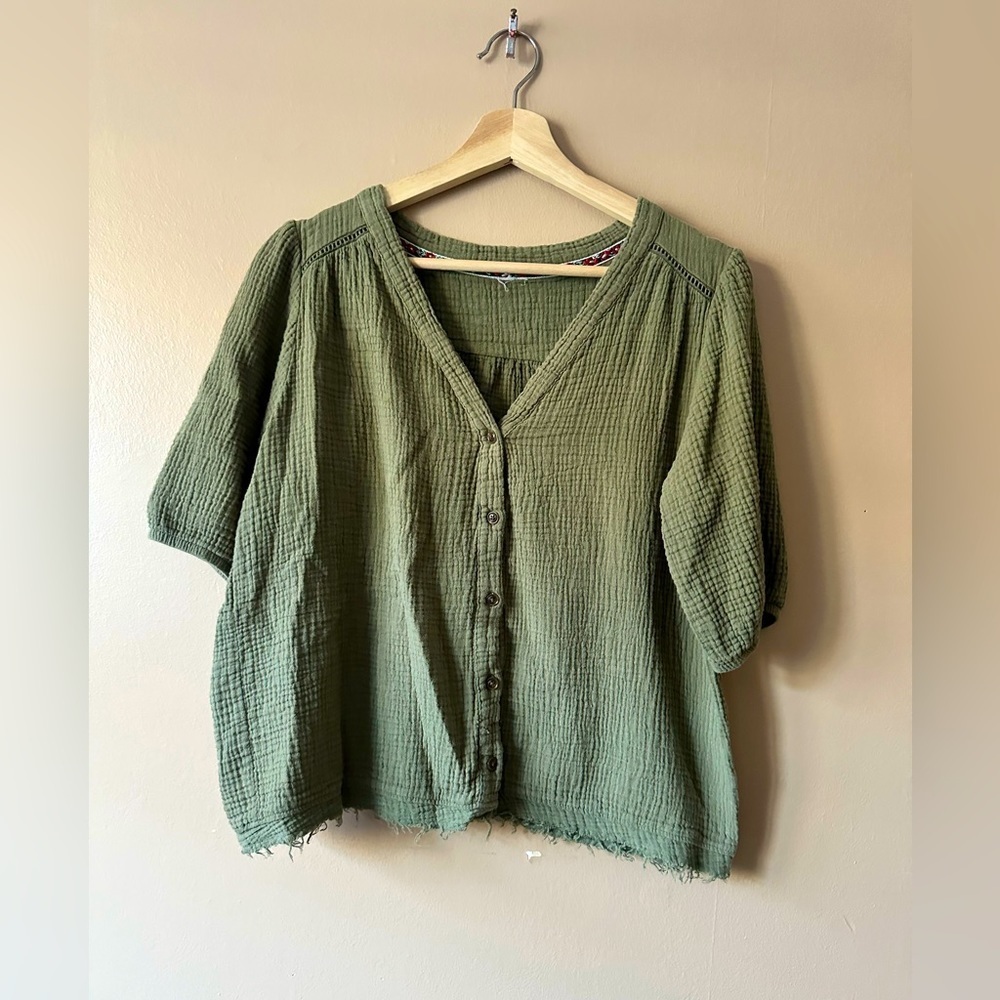 100% Cotton Short Button top with unfinished edge SZ XL Green